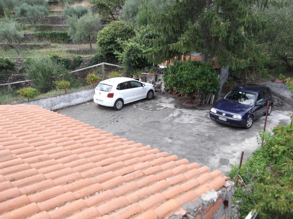Вілла Casavacanzeinsicilia Etna Taormina П'єдімонте-Етнео Екстер'єр фото